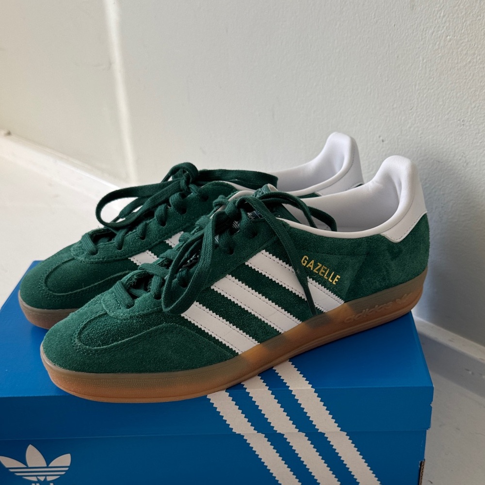 Adidas Gazelle Forest Green Suede Shoes - almost new
